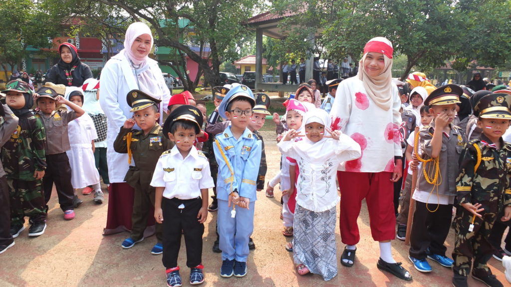 PG-TK Al Muslim Memperingati Hari Pahlawan