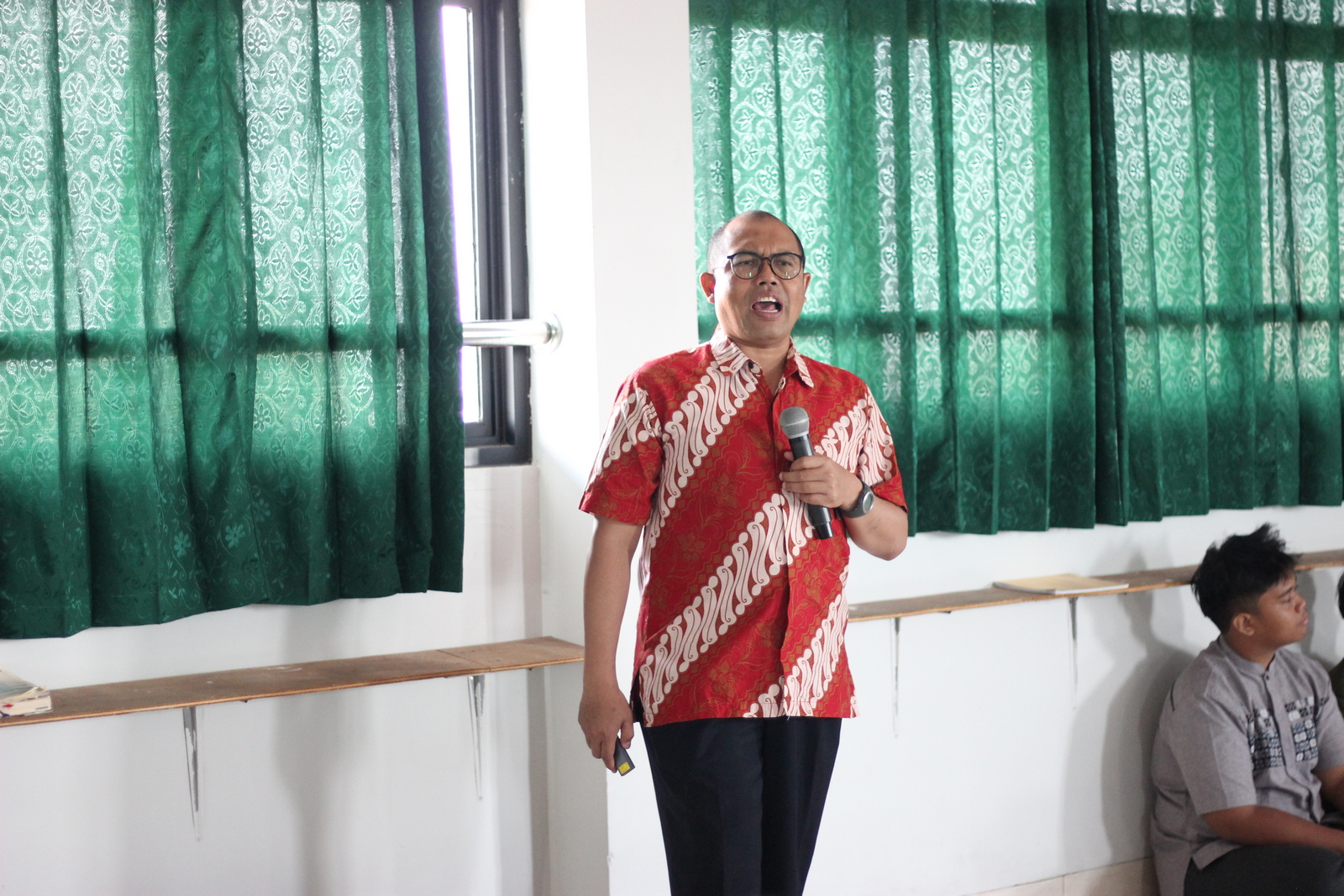 Motivation Building dan Parenting SMP Al Muslim